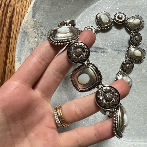 Jewelry Set - Picture 9 of 10